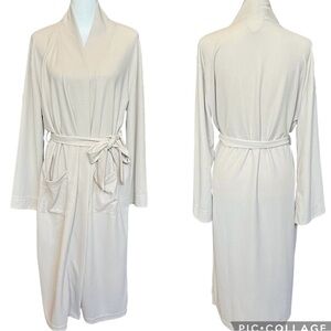 Line and Dot Women’s S/M Cream Waffle Knit Robe Pockets Below Knee Long Sleeve